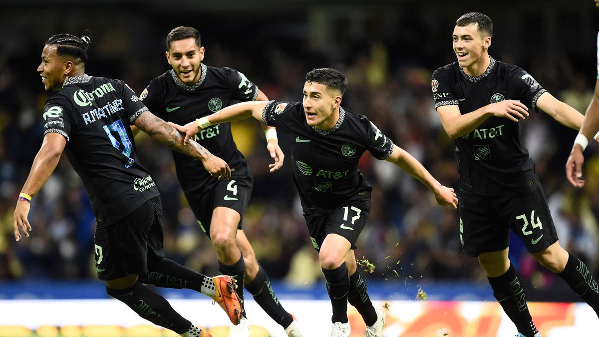 azul8Acrema's tweet photo. En el #CL2022 fue el más reciente encuentro 🆚 León en el 🏟️ Azteca, esa noche ganamos 2️⃣-0️⃣
#SomosAmérica 🦅 https://t.co/Ark19vt2Ey