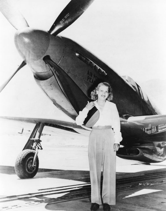palmspringsjet's tweet photo. As the #WomensHistoryMonth ends, we honor an iconic aviator, trailblazer, and true American hero who was the first female pilot to break the sound barrier. We're proud to be headquartered at the airport named after her, the Jacqueline Cochran Regional Airport (KTRM). #desertjet https://t.co/2pH7123nNH