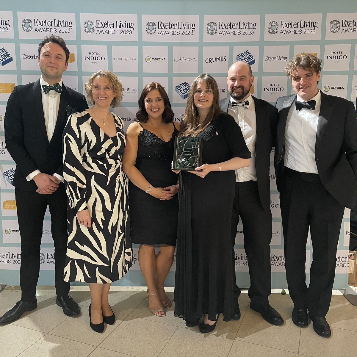 ExeterLivingAwd's tweet photo. 📜 All categories are near impossible to choose just one winner, Legal being one of them, so we had to choose two!
First up is Community Law Clinic at @UniofExeter. So well-deserved!

#ExeterLivingAwards

Sponsor: @YellowtailFP https://t.co/J0SXYQEYeF