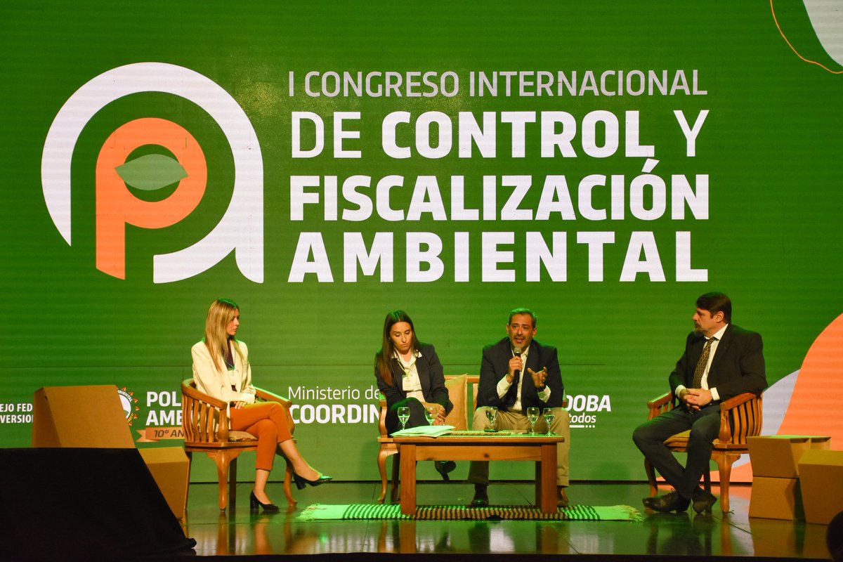 santiago_azulay's tweet photo. 📍Tuve el honor de participar en el panel de apertura del Primer Congreso de Control y Fiscalización Ambiental en el Centro de Convenciones de la Ciudad de Córdoba. https://t.co/7Ee84Mt3NF