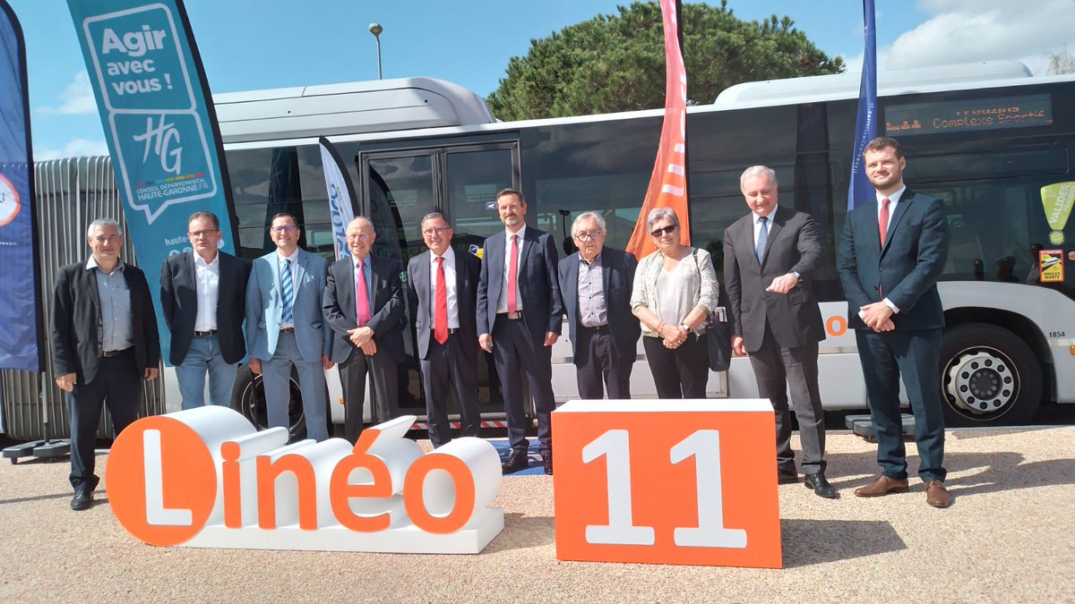 Inauguration du Linéo 11 qui relie Basso Cambo à Frouzins 👍 17 500 habitants et plus de 3000 emplois situés à moins de 400m des arrêts du Linéo 🤩