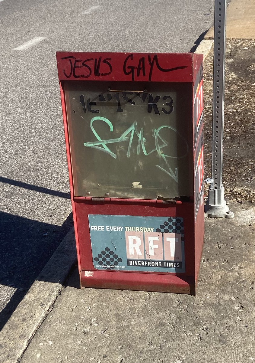 LILMEATBAG's tweet photo. my favorite st. louis character is whoever’s going around writing “jesus gay” everywhere https://t.co/Zaa26QNMuz