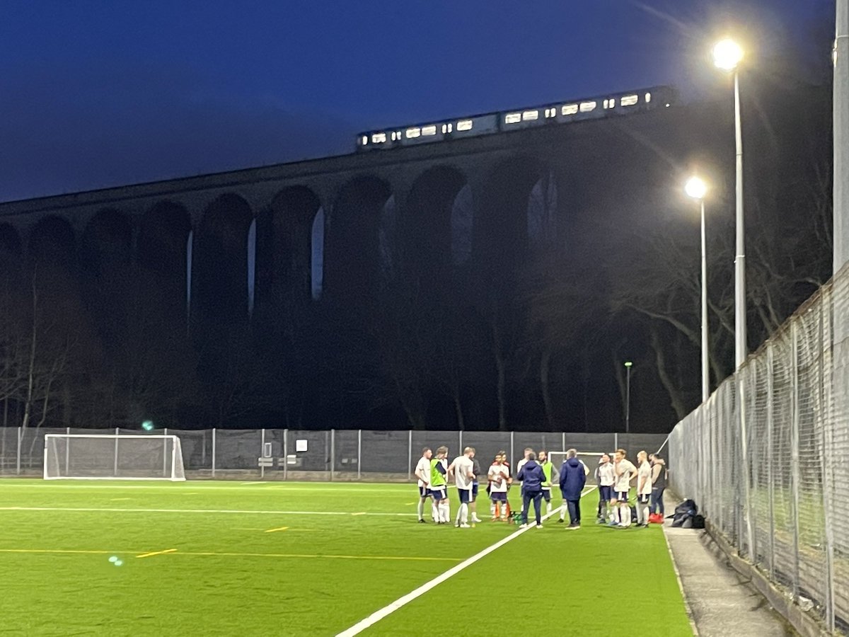 Kizzyetrance's tweet photo. Thursday March 30th 19:27ko
Match 201 of 2022/23
🏟️ Lockwood Park 4G, part of @Huddersfield_RU - new ☑️
@golcarunited Reserves 4
@LeedsCity_FC Reserves 4
Yorkshire Amateur League Premier Division @OfficialYAL 
#groundhopping #Huddersfield #Leeds #WestYorkshire #Viaduct #HRUFC https://t.co/7c3kwzxMDX