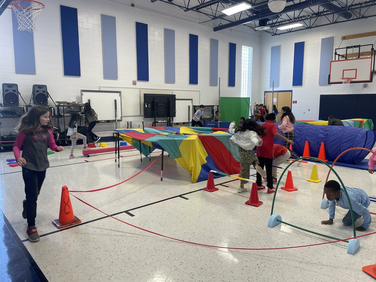 Jeanne Schlevensky (@mrss_pe) on Twitter photo Students transported into blood cells to learn about the heart in an obstacle course. #KHC #heartheatlth @EmilyUtterHPE <a href="/MichaelisShylea/">Shylea Michaelis</a> Students transported into blood cells to learn about the heart in an obstacle course. #KHC #heartheatlth @EmilyUtterHPE <a href="/MichaelisShylea/">Shylea Michaelis</a>