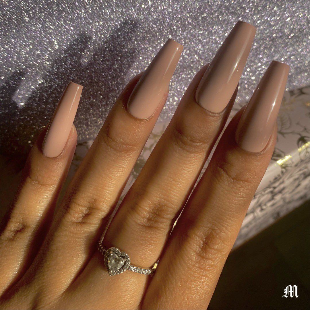 Rarely seen, always noticed 💅🏽 #pressedbymarina 
 
 #luxurypressonnails #canyoulikemauve #mauvenails #springnails #houston #houstonnails