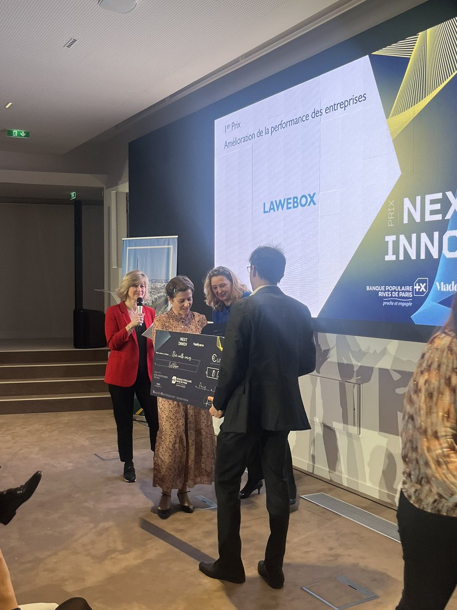 Le grand gagnant de cette première catégorie est l’entreprise La We Box 💡 Toutes nos félicitations 💪 <a href="/AdeBernardy/">Alexia de Bernardy</a> ! Son application permet d'embarquer les communautés, ancrer et donner vie aux bonnes pratiques, afin que chacun soit porteur de solutions. #NextInnovBPRI