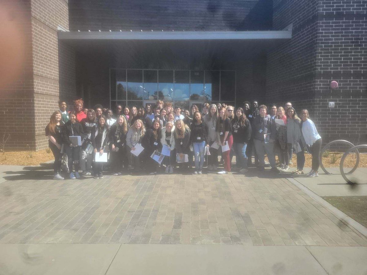 Shoutout to The Continuum for hosting the Golden Flashes today! Let’s Go Flashes!