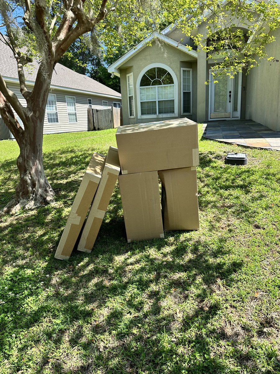 ericbice's tweet image. This is unacceptable @FedEx 🤬