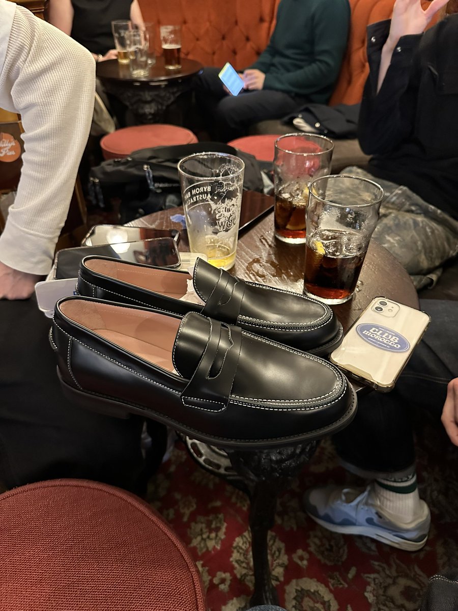 ellis_gilbert's tweet image. My own shoe!!!!!!!