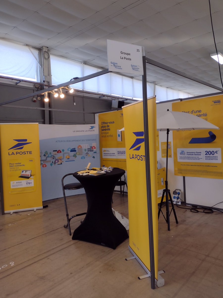 LPNews_OCC's tweet photo. 📢 Le @GroupeLaPoste a fini d'installer son stand au salon des #seniors qui se tient ce 31 mars et 1er avril au parc des expositions de #Montpellier.
Venez découvrir les offres qui vont #VousSimplifierLaVie !
@TabletteArdoiz
#VeillezSurMesParents
#PortageDeRepas https://t.co/RAiDfBZq9O