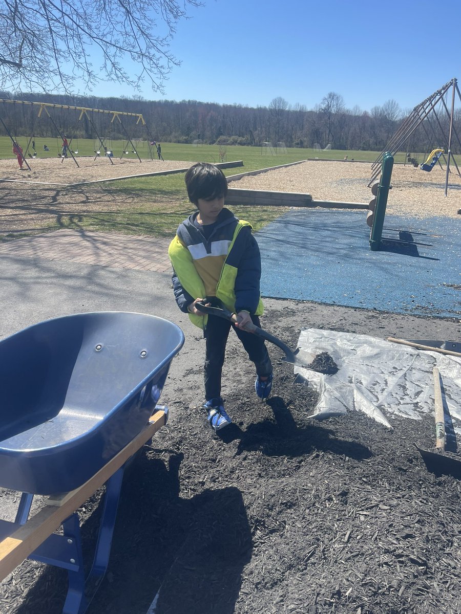 S. D'Amore tweet media