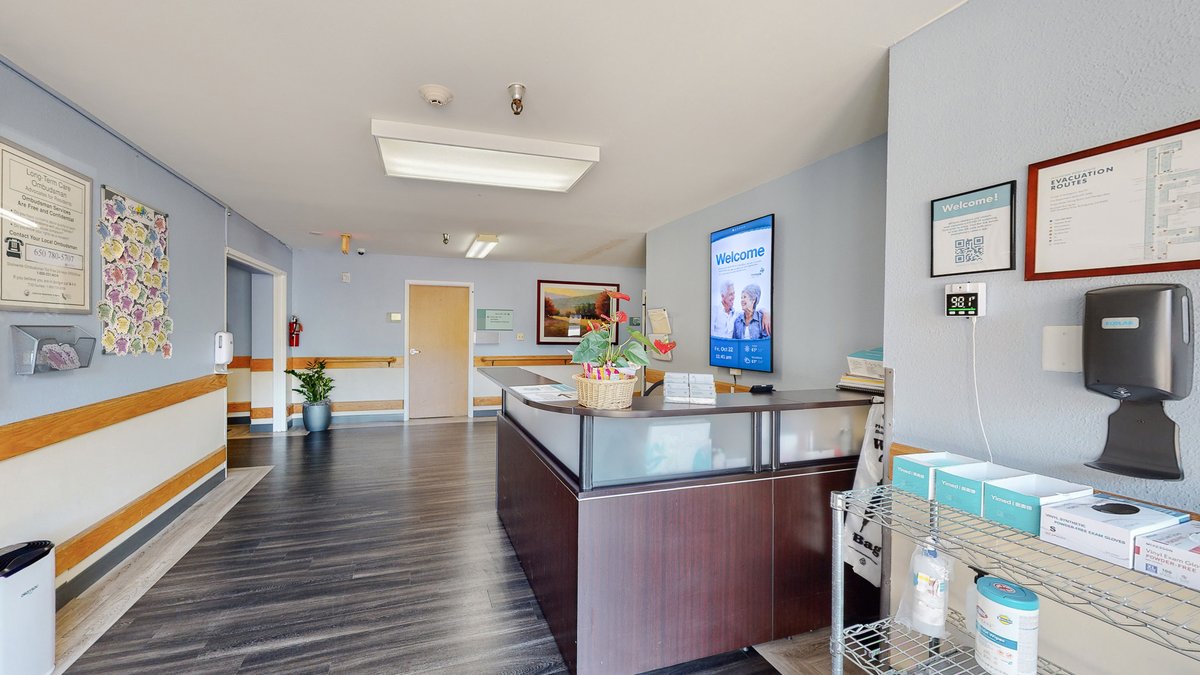 virtualtoursllc's tweet photo. Our Photography and virtual tours can provide visual information about the healthcare center's facilities, equipment, and services, making it easier for patients to make informed decisions. https://t.co/nPWLS0Mtx9