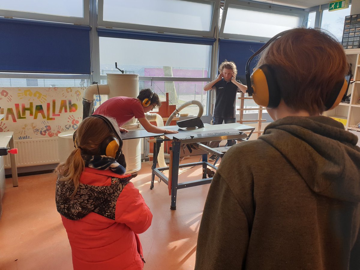 NL_Leraar tweet media