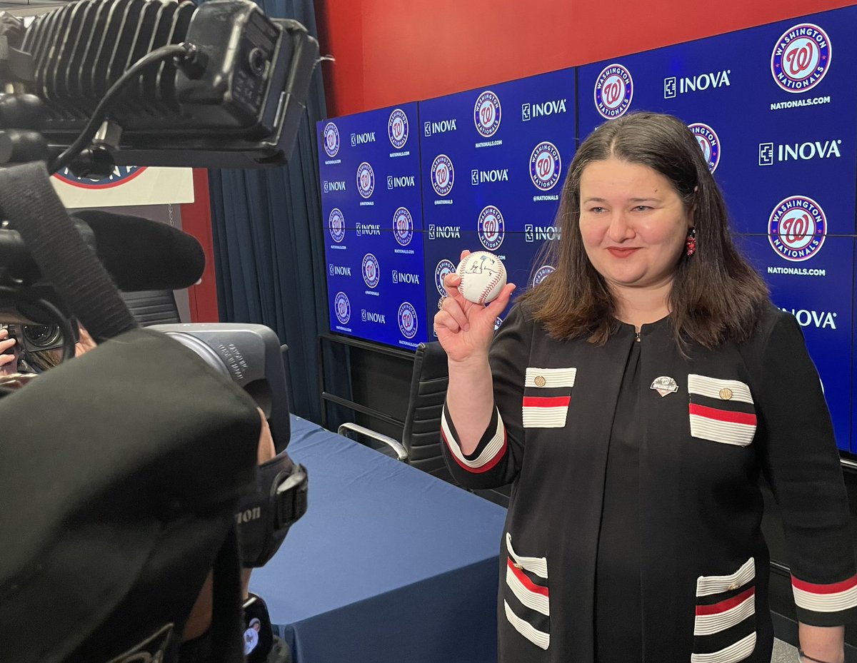 TommyMcFLY's tweet photo. 🇺🇦⚾️🇺🇸  PITCH PERFECT‼️

Ambassador @OMarkarova of @Ukraine throws heat in the ceremonial first pitch @Nationals #Openingday 

She chatted with us #OnlyOn4 @nbcwashington 📺💥 we’ll bring it to you this afternoon LIVE from Nats Park https://t.co/3BWLIvpe0n