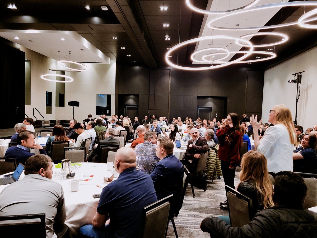 MindShareLearn's tweet photo. Fascinating #cybersecurity convo on #Futureproofing students #digitalcitizenship #problemSolving #skills in a packed room. @DellTech #education conference. Looking forward to announcing our Schools of the Future #StudentInvention Challenge this afternoon @Singhpeter https://t.co/R34DDRX63t
