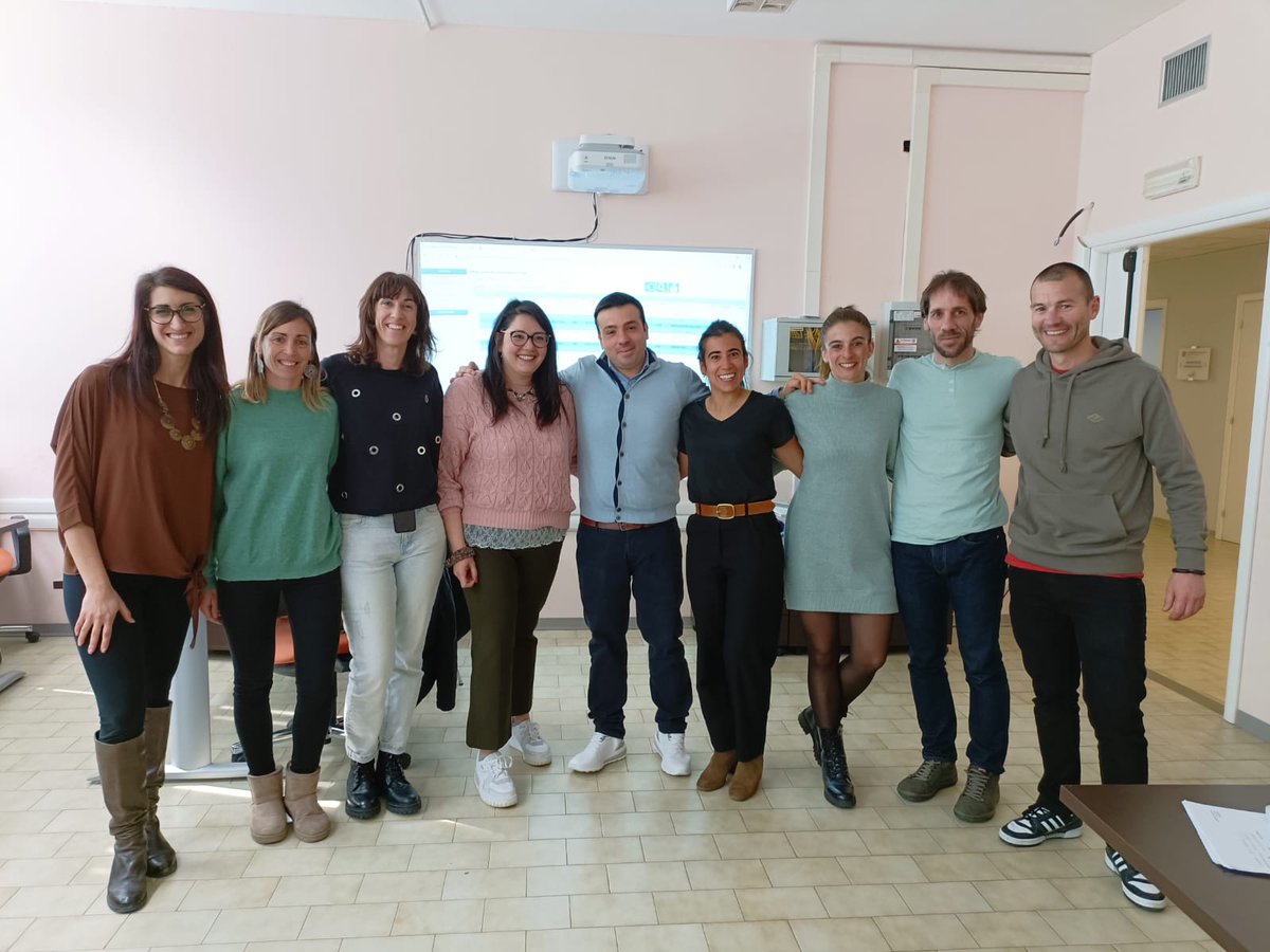 AdgBidebieta's tweet photo. Luosi Pico Mirandolako zentroagaz egun bi elkar lanean ibili eta gero, #enpresasimulaturako datorren ikasturterako akordioa eta proiektua diseinatuta eta prest @bidebietal @bidebieta_fm @bidebieta_Ele @Bidebieta_FP_LH @IkaslanBizkaia  #sefed @BidebietaFol #ikasenpresa @FPeuskadi https://t.co/pWUn36lDEN