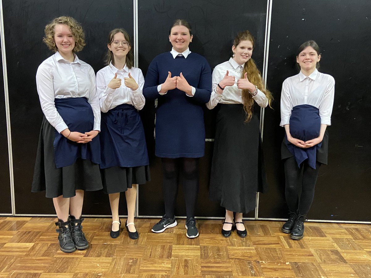 Miss Duffield Drama tweet media