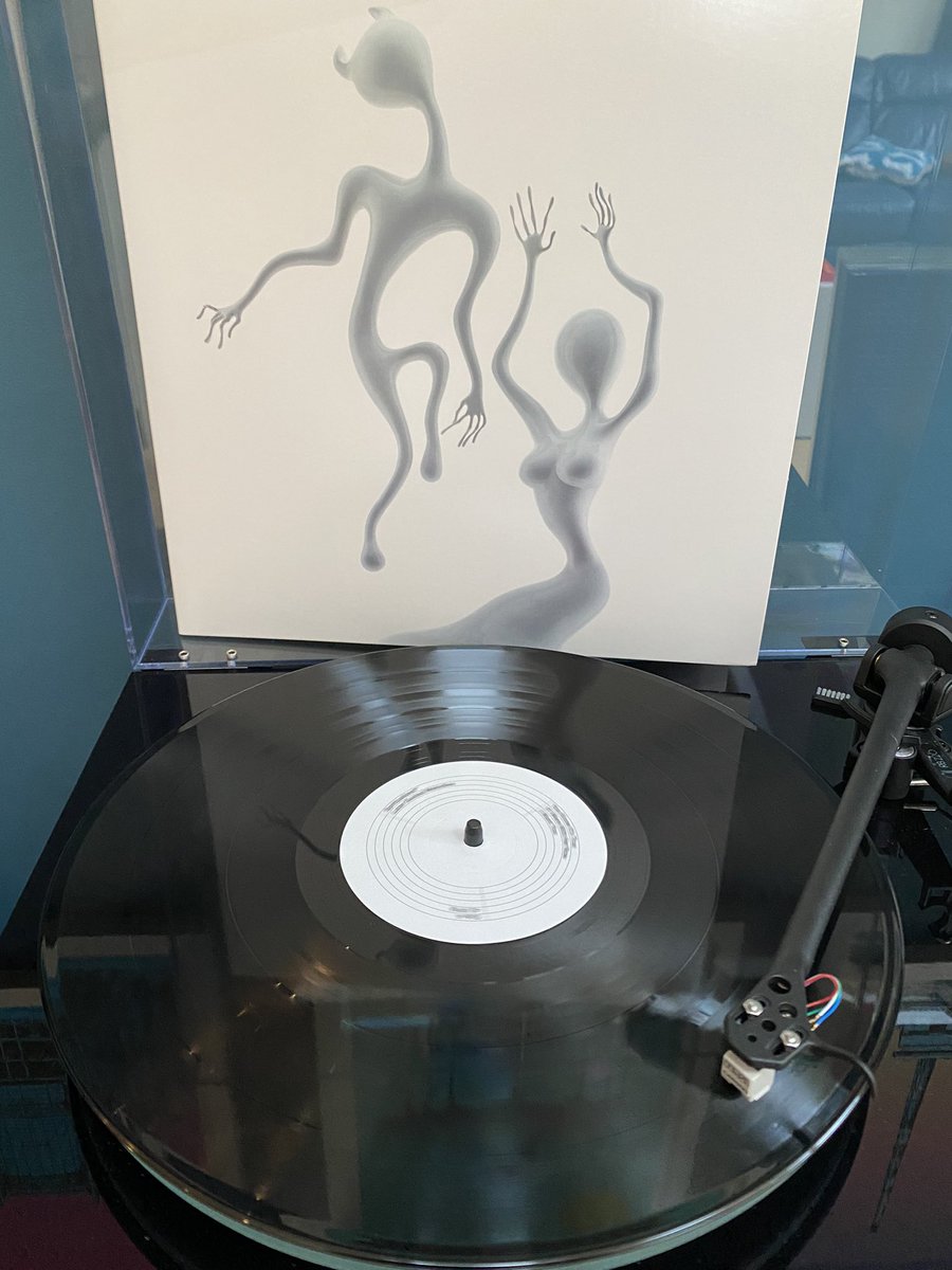 #NowPlaying #5albums92 

Spiritualized 
- Lazer Guided Melodies

Another of those “I’m no expert but this is great” albums…