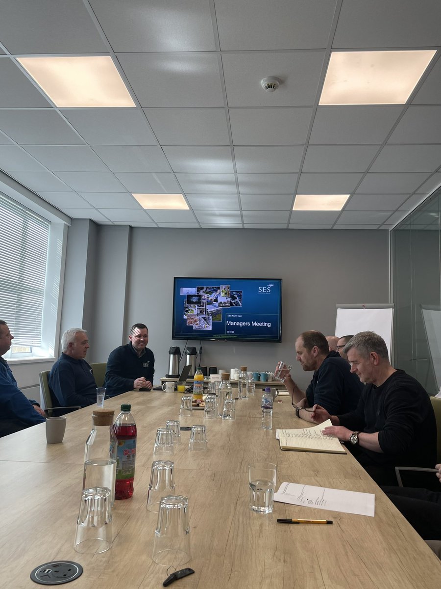 Quarter 1 of 2023 complete! Time flies when you’re having fun 😁 

Lovely to see everyone involved and great update for the North East team 👏🏼 

<a href="/Engineering_SES/">SES Engineering Services Ltd</a> 
#teamwork #Construction #engineering