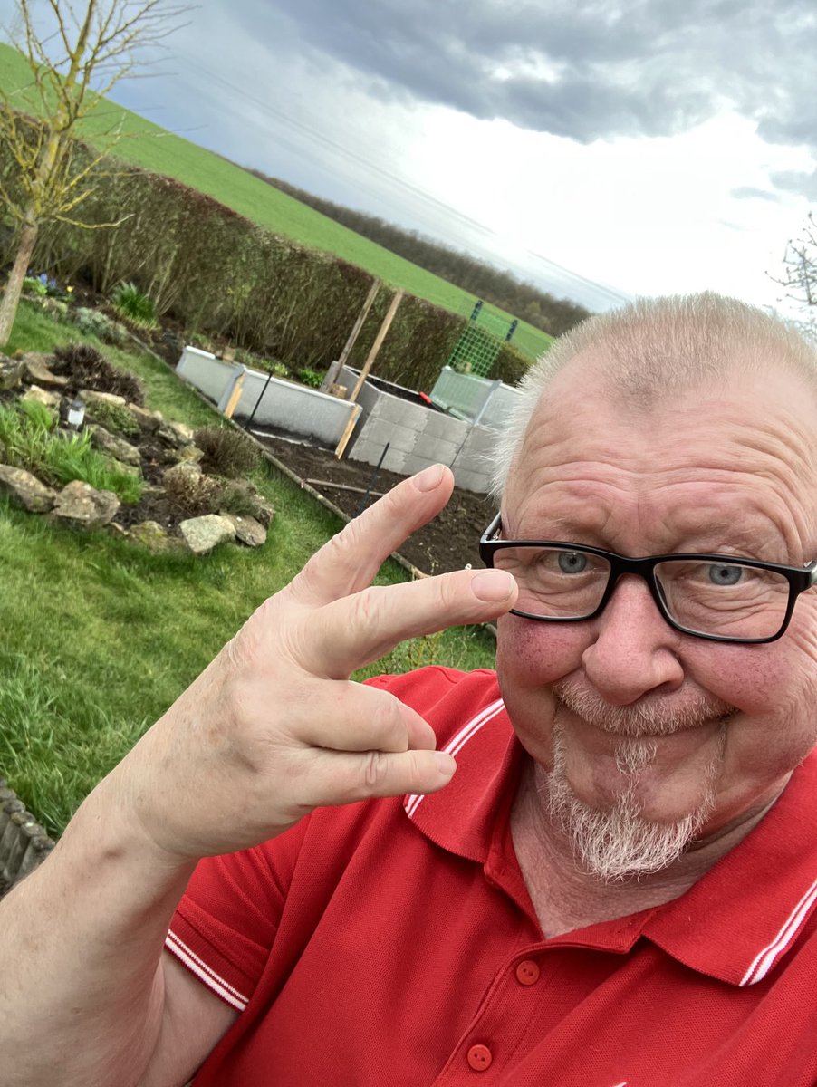 Thomas hier tweet media