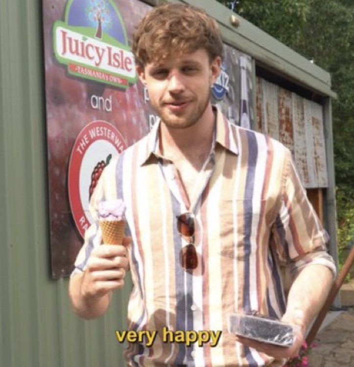 zimnysoldat's tweet photo. @goodguyfitz fitz fans when more than 2 posts a year https://t.co/YjZQLxoYNr