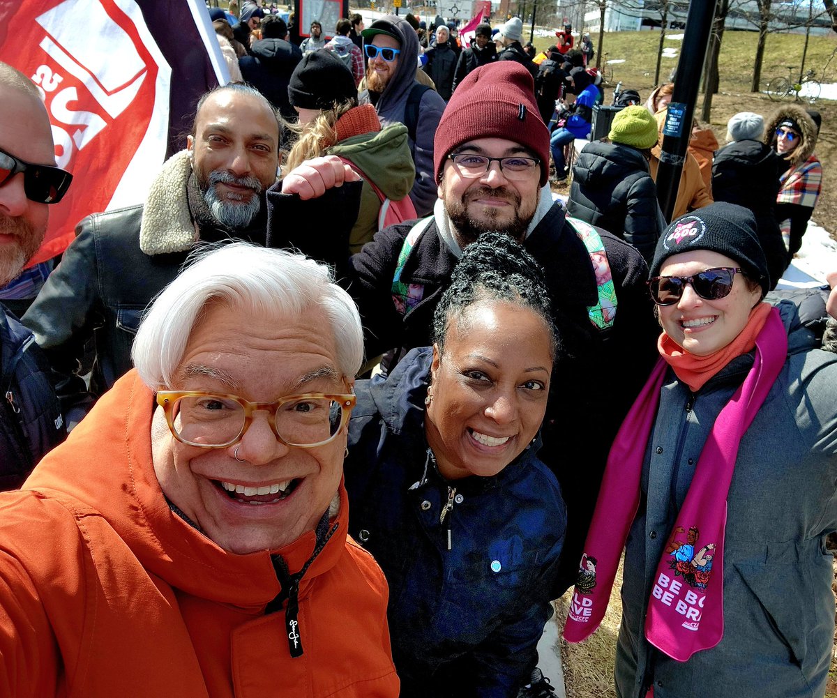 FredHahnCUPE's tweet image. "When the plumber fixes your pipes, you don't get to keep their tools" - why @cupe4600 is fighting to protect the intellectual property of workers - and why @CUPEOntario @CUPEOUWCC @cupenat stands shoulder to shoulder with them - time to come back to the table @Carleton_U