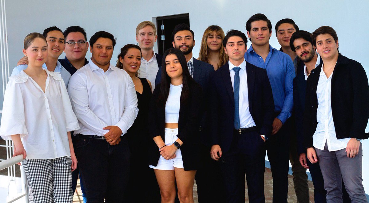 JanRehakPhD's tweet photo. Junto con los emprendedores del Semestre Tec Innovación y Lanzamiento de Nuevos Negocios. 

#EmprendimientoTec #NegociosTec #ProfesoresTec https://t.co/GUmxZJ3Li2