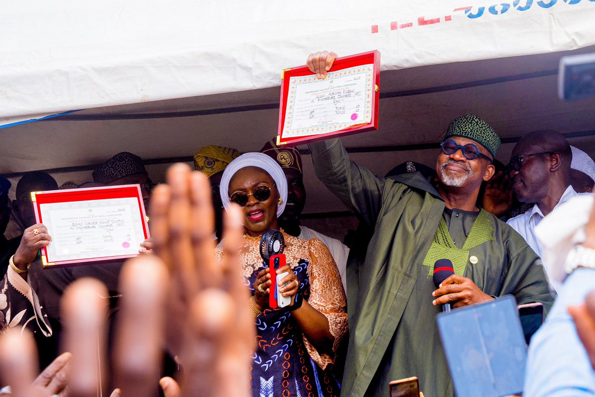 This Certificate of Return is dedicated to God's honour, His glory, and our collective victory.

Congratulations Gov. @dabiodunMFR 

#IgbegaOgunContinues #DapoAbiodun #OgunState #BuildingOurFutureTogether #ISEYA