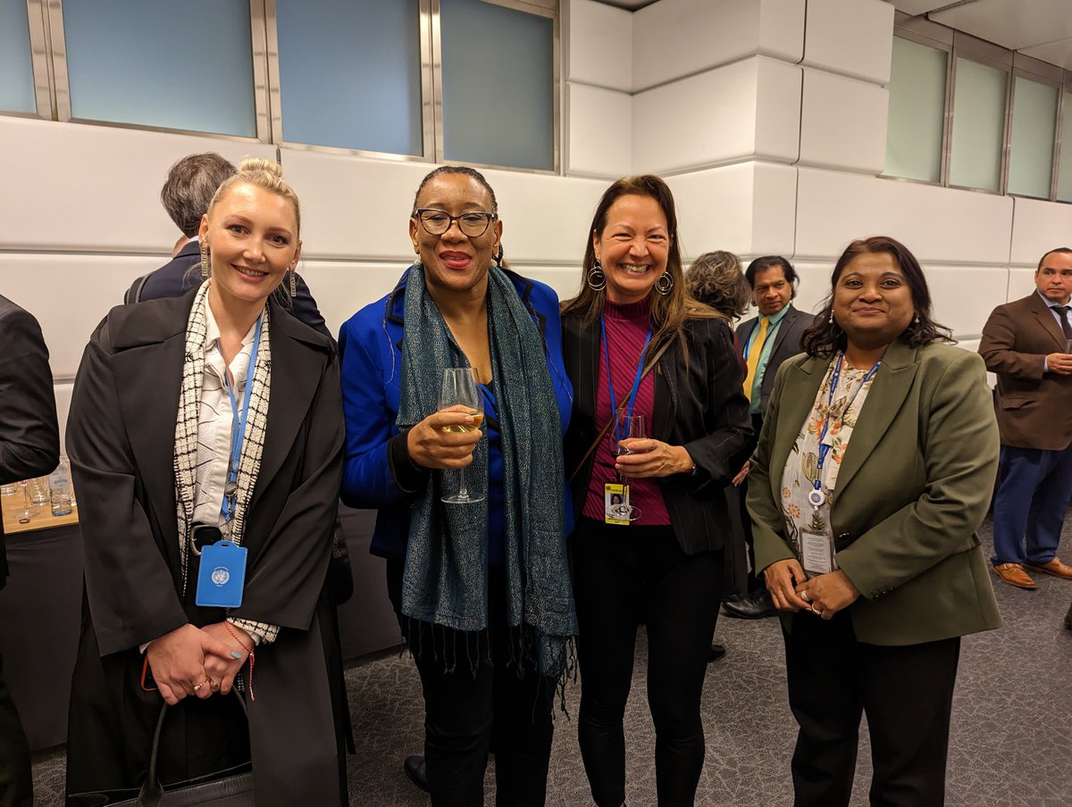 hanlonesq's tweet image. #WomenInSpace! It was an honor to catch up with Rosanna Hoffmann of @UNOOSA, Nomfuneko Majajathe, Chair of the 62nd meeting of the LSC of the @UN Committee on the Peaceful Uses of Outer Space, and Presh Adurthy, South African delegate. Kudos to the Chair! #Space #UNCOPUOS