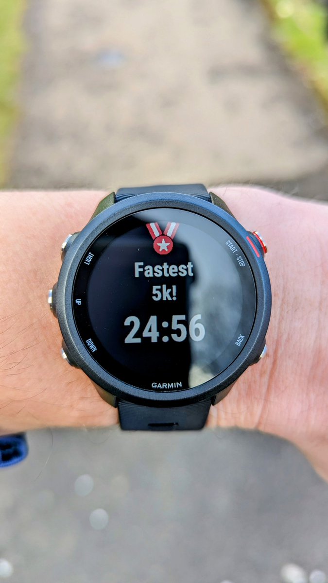 cloud9running's tweet image. Went running today and achieved 2 new PBs, 1 for fastest 5k and 1 for fastest mile, I&apos;m delighted with that, finally joined the sub25 group 😀 The body is feeling strong and all the numbers are going in the right direction #running #runner #ukrunchat #5k #runchat