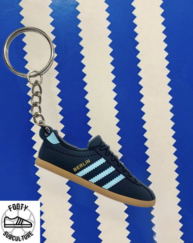 footysubculture's tweet photo. 🚨BERLIN 🔑👟 GIVEAWAY🚨 

To celebrate the launch of the Berlin we’re giving away two of our 🔑👟’s

TO ENTER SIMPLY👇

👉RETWEET THIS TWEET
👉FOLLOW US
👉TAG TWO MATES

Two winners will be announced Saturday 1st April @ 13:00

Good luck🤞 

#adifamily https://t.co/Bj8honfPUG