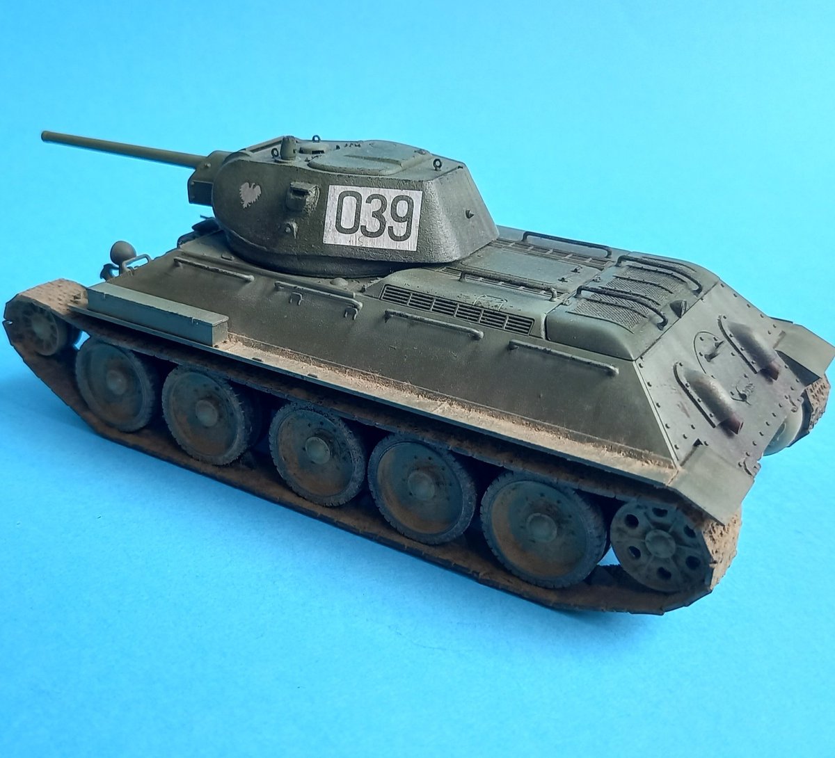 PanzerPawel's tweet photo. Skala 1/48 ma swój urok...
Może go wezm�� na Wrocław Model Show 2023?🤔
#scalemodel #modelarzett #modelarstwo https://t.co/ekBGEoxx1N