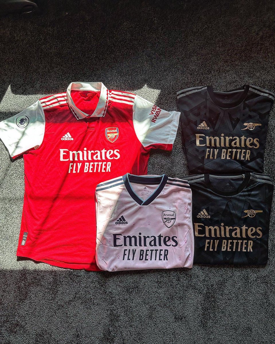 Joey22Rod's tweet photo. Beauty’s. #Arsenal #KitCollector #AFC #ArsenalShirts #Gooners #EPL #FootballKit #ArsenalFC #ArsenalAway #ArsenalHome #FootballShirtCollector #Adidas #PremierLeague https://t.co/sbbSehELW7