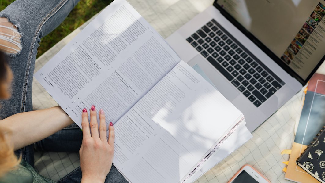 CriticalPass's tweet photo. If you're feeling stressed about upcoming finals, just know you are not alone. We've rounded up 5 ways to help you prepare for finals so you feel better equipped when finals roll around. Click here to learn more: https://t.co/Yb2yDOTS7G https://t.co/bLz8mpOgDl