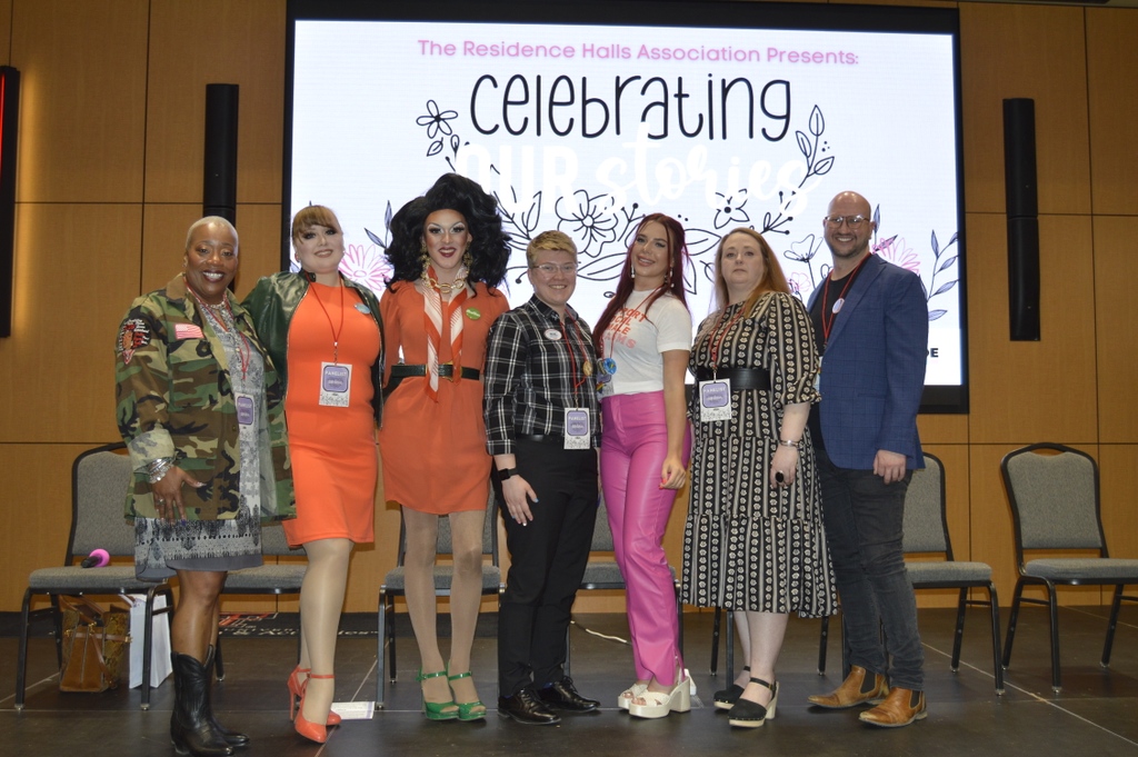 tturha's tweet photo. Celebrating Our Stories was such a great experience! Thank you to all of our wonderful panelists for sharing their stories and to all of the students who came and listened. https://t.co/YAhz4wLZEy