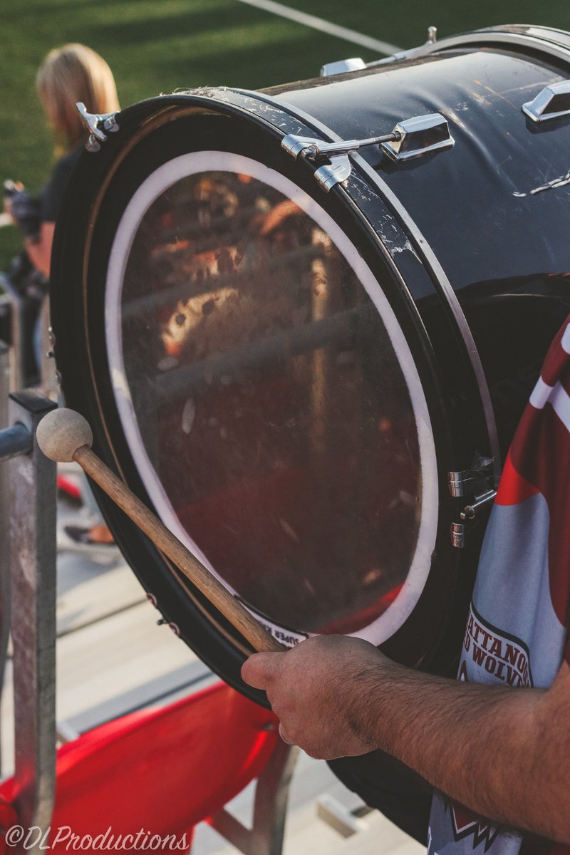 ChattRedWolves's tweet photo. First @chattpack march of the year 🐺

Shout out to our supporters for always bringing the energy, can't wait to see you back in the stands on Saturday 👊

#DefendTheDen 🔴🐺 #DaleLobos https://t.co/8YP0UOgukM