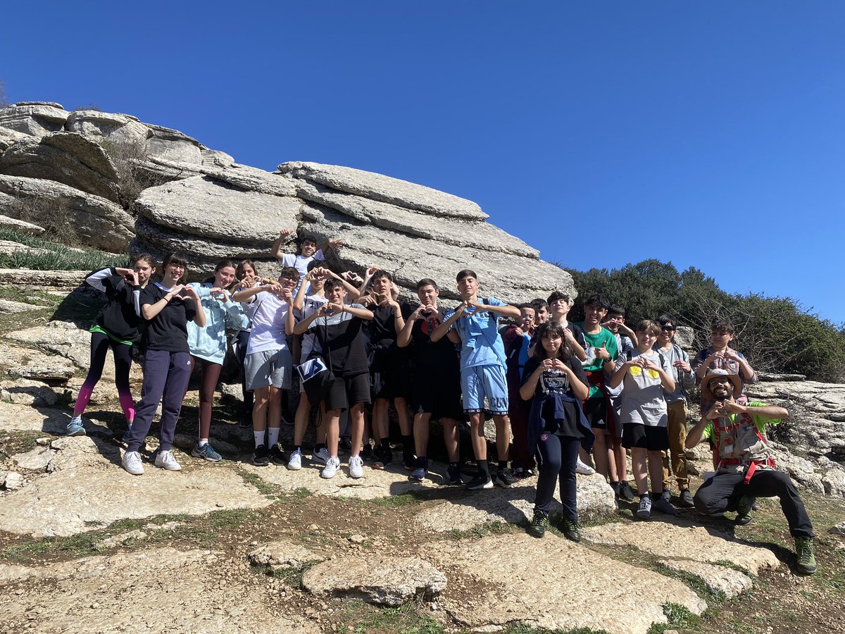 ColegioMSiurot's tweet photo. ➡️ #SalidaDidáctica 🎒🚌 

➡️El #alumnado de #ESO visita el @TorcalAntequera #paraje #natural único, declarado #Patrimonio #Mundial de la #Humanidad por la @UNESCO_es 

➡️ Disfrutando de un soleado día 😎 en el #paisaje #kárstico probablemente más espectacular de #Europa ✨ https://t.co/f0LmBAZBgq
