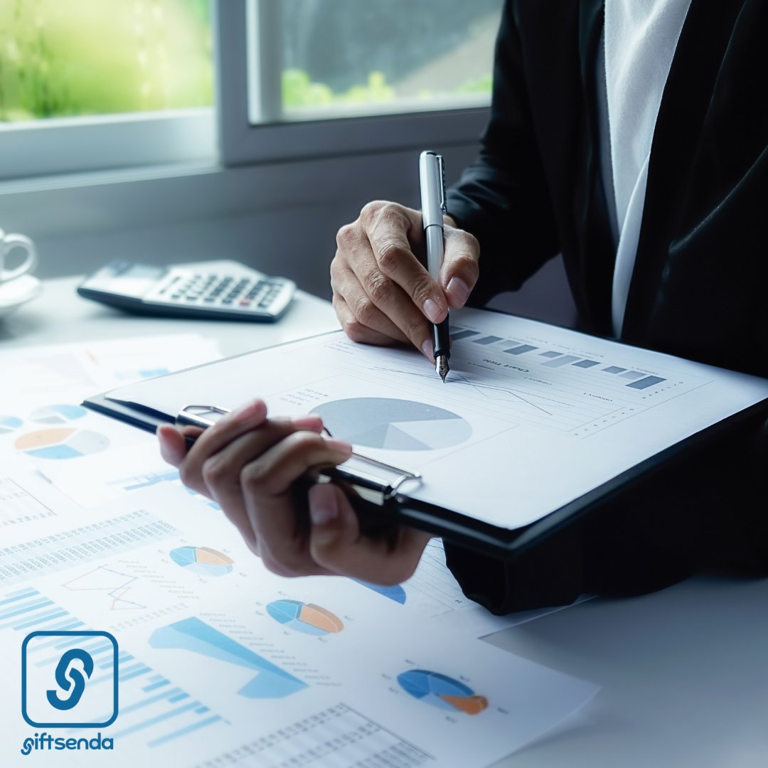 According to a recent survey by Coresight Research, which polled 300 buyers of corporate gifts in the United States, the market is projected to expand from $258 billion in 2022 to $312 billion in 2025, representing a 6.5% compound annual growth rate over the next three years.