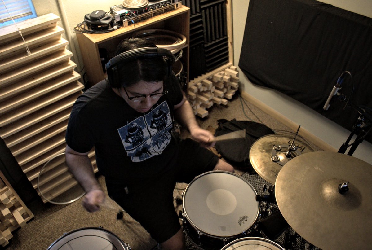 RidgetopStudio's tweet image. Recording drums with Edward Flammond for the new Diaphane

#recordingstudio #drums #drummer #sonordrums #remodrumheads #ludwigsnare #meinlcymbals