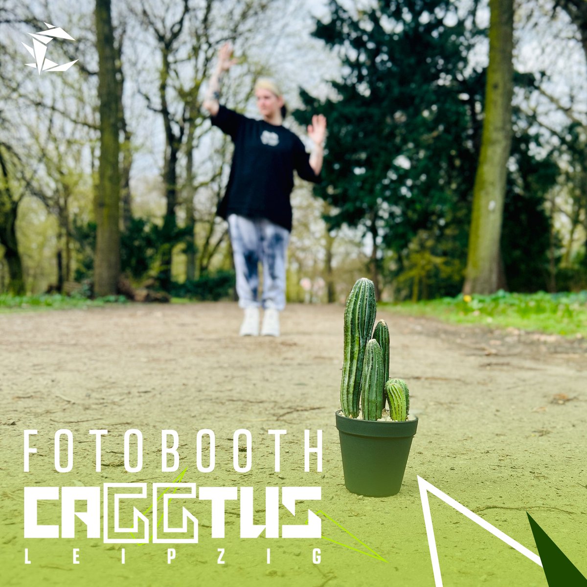 Noch nichts von der <a href="/caggtusleipzig/">CAGGTUS Leipzig</a> gehört? Jetzt aber! Vom 14. - 16. April findet die riesige LAN-Party statt 😏Dazu gibt's aber auch eine Entertainment Area mit Cosplay! Dort bauen wir den Fotobooth "Silco's Office" von Walkiah Cosplay auf 😏

#CAGGTUS2023