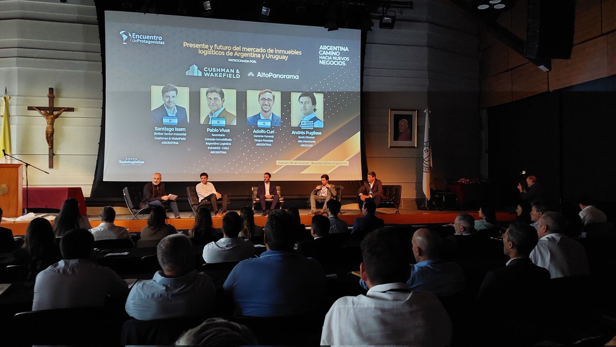 Encuentro de Protagonistas 2023
<a href="/Webpickerr/">Fabio Contino</a> Fabio Contino modera panel sobre mercado de inmuebles en Arg y Uy.
Acompañar estos Encuentros es un camino.
<a href="/Todologistica/">TodoLOGISTICA</a> 
#Logística