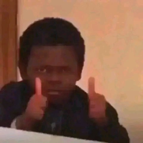 jsalamipeter's tweet image. When my workmate offers me a sweet at work: