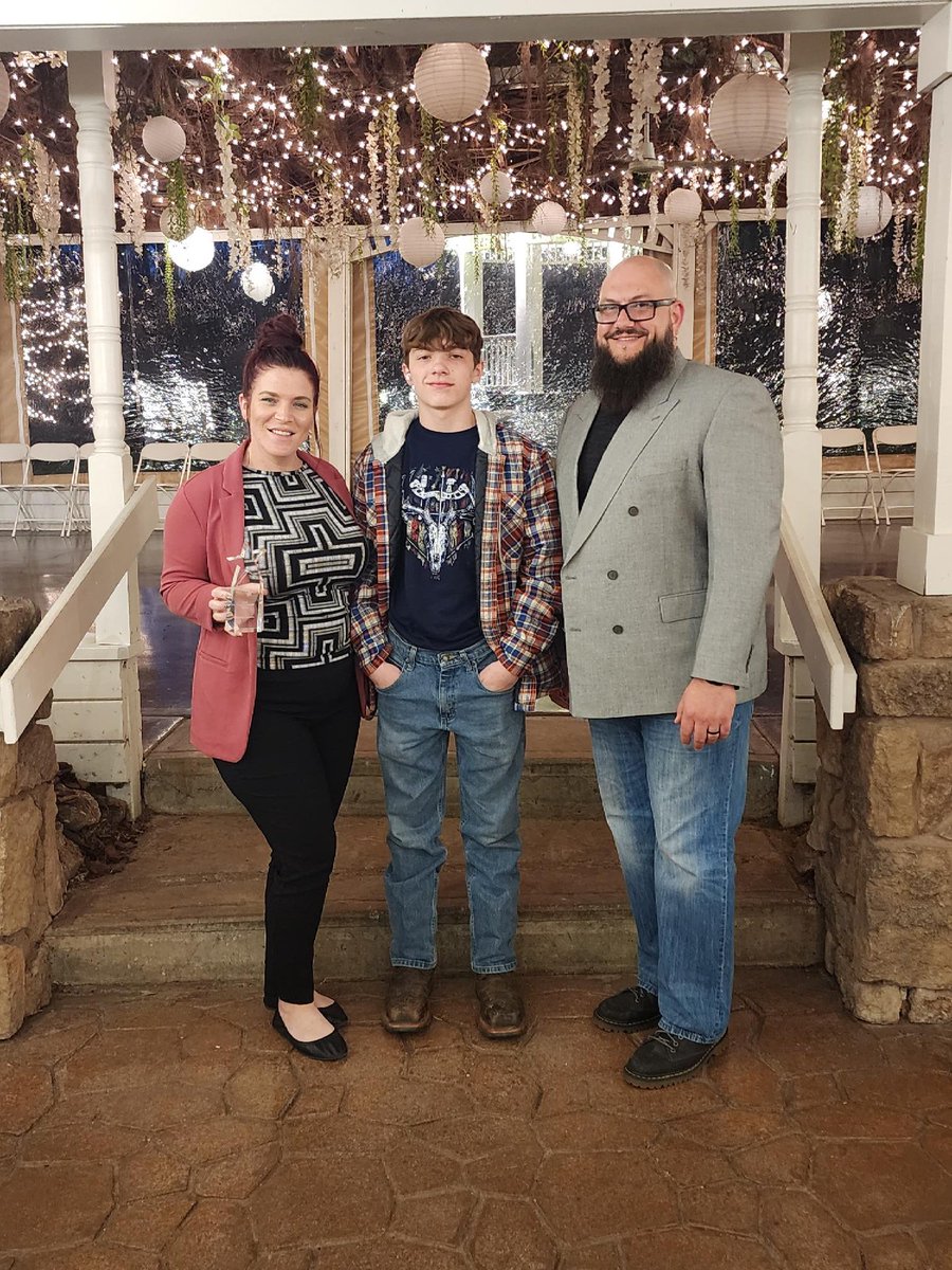 LBHSTweet's tweet image. Congratulations to our Peer Center Manager, Danica, who was voted one of the 2023 recipients of the Fairfield County ADAMH Board Friend of ADAMH Award

We are so proud of you and all the great work you do!

Pictured with Danica is her husband, Jon, and her son, Lukas.