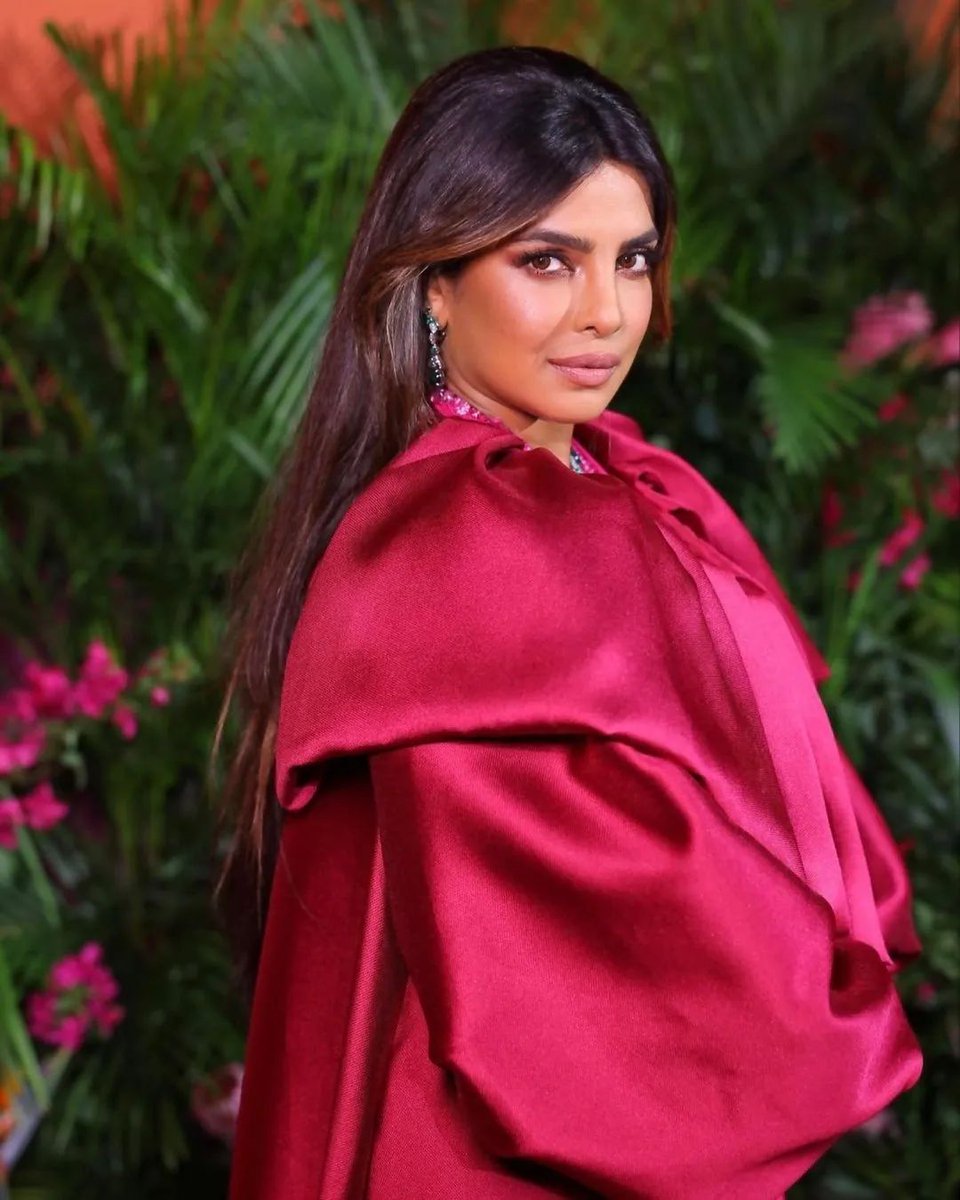 Hi Celeb Magazine (@hicelebmagazine) on Twitter photo All Time Fabulous priyankachopra 💖
bulgari <a href="/jc/">J Cornelius</a>.babin
.
.
.
.
.
.
#hicelebmagazine #priyankachopra #priyankaandnickjonas #bulgari #hollywoodcelebrity #hollywoodfashion #bollywoodfashion #stylefile All Time Fabulous priyankachopra 💖
bulgari <a href="/jc/">J Cornelius</a>.babin
.
.
.
.
.
.
#hicelebmagazine #priyankachopra #priyankaandnickjonas #bulgari #hollywoodcelebrity #hollywoodfashion #bollywoodfashion #stylefile