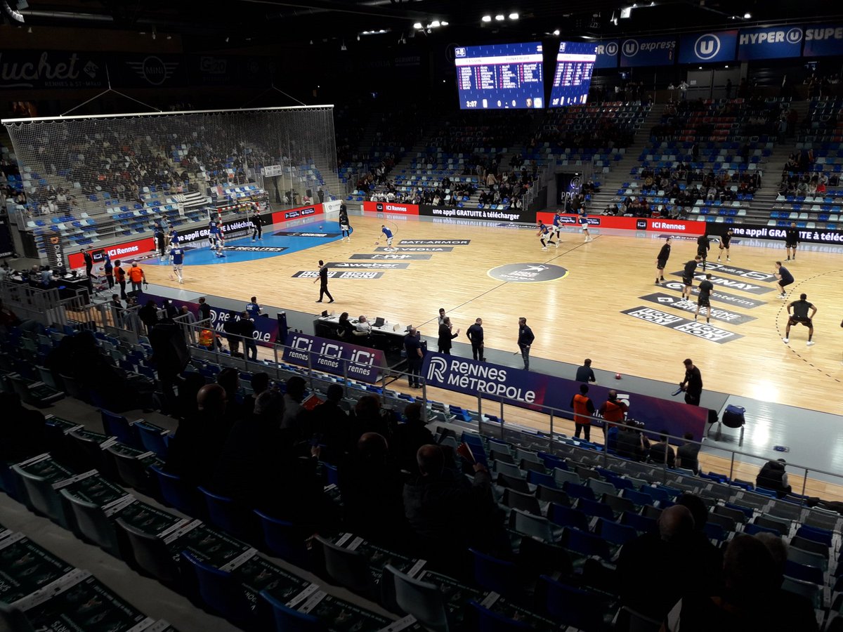 Attention, match à forts enjeux ce soir … avec le maintien en ligne de mire ! #CESUSDK (ou #CRMHBUSDK) : @crmhb vs @USDKDunkerque – Allez #LesIrréductibles #Handball #LiquiMolyStarLigue @Glaz_Arena