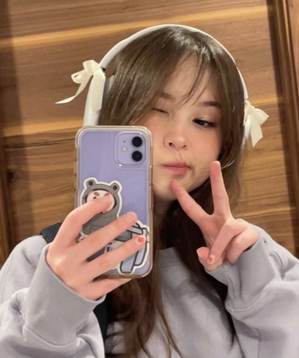 gravecured's tweet photo. pink nd purple :3
   -#carrottwtselfieday 🥕
rt 4 an orangeduo/sugarduo stream! https://t.co/kxhfkadncK