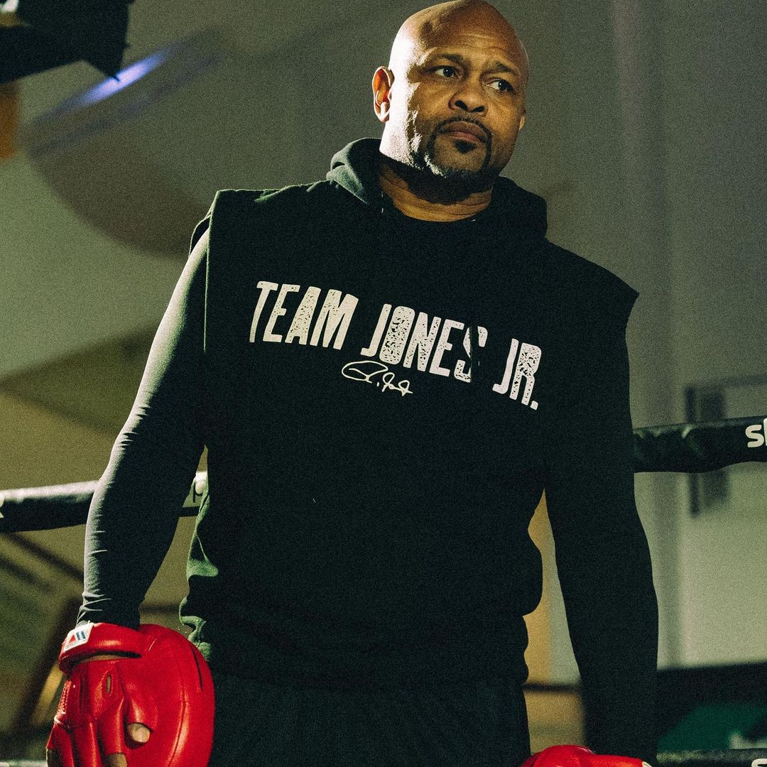 🗣 Y'ALL MUST HAVE FORGOT! @RealRoyJonesJr returns to the ring in 3 days! April 1 | 9pm ET/ 6pm PT Order now on PPV.com! @GamebredFighter | @Gamebredboxing 📸: @royjonesjrofficial /IG