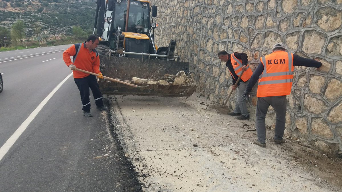 TaşeronuAçıkla VedatBilgin
TaşeronuAçıkla VedatBilgin
TaşeronuAçıkla VedatBilgin
<a href="/akaraismailoglu/">Adil Karaismailoğlu</a> <a href="/vedatbilgn/">Vedat Bilgin</a>