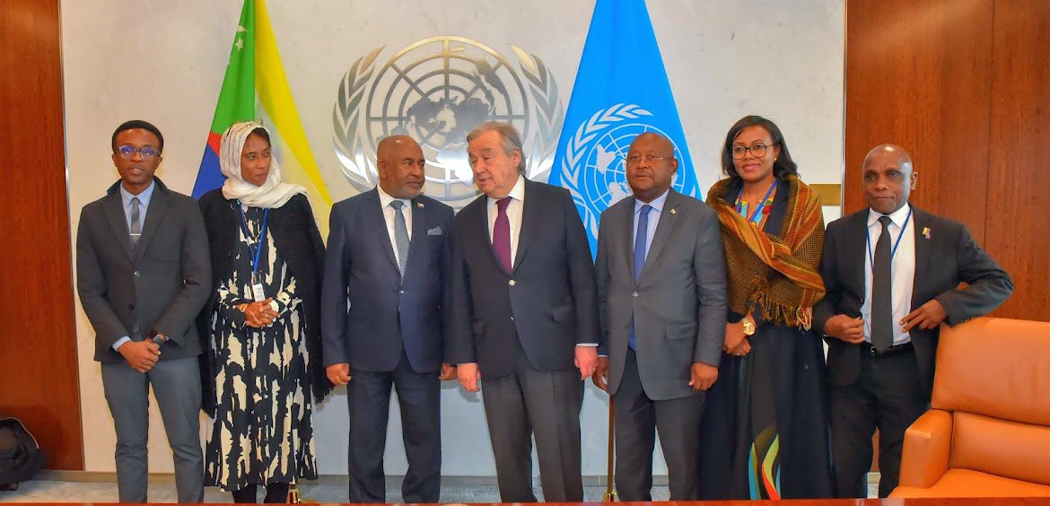 FAlfeine's tweet photo. Leardership du @PR_AZALI pour la #paix #sécurité et #prospérité en #Afrique comme priorité https://t.co/DvalnNU1nW