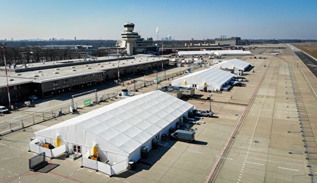 _HenryBolton's tweet photo. Accommodation for Ukrainian refugees in Germany👇 Now will all those middle class, comfortable life, neoliberals stop banging on about housing asylum seekers on barges and criticising all things British. Wake up. The real world is a difficult place. https://t.co/ioHRmjg7KI
